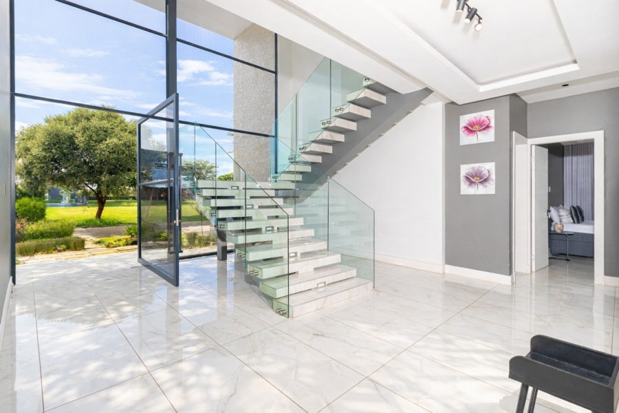 6 Bedroom Property for Sale in The Islands Estates North West